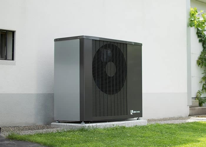 pompe à chaleur installée en extérieur